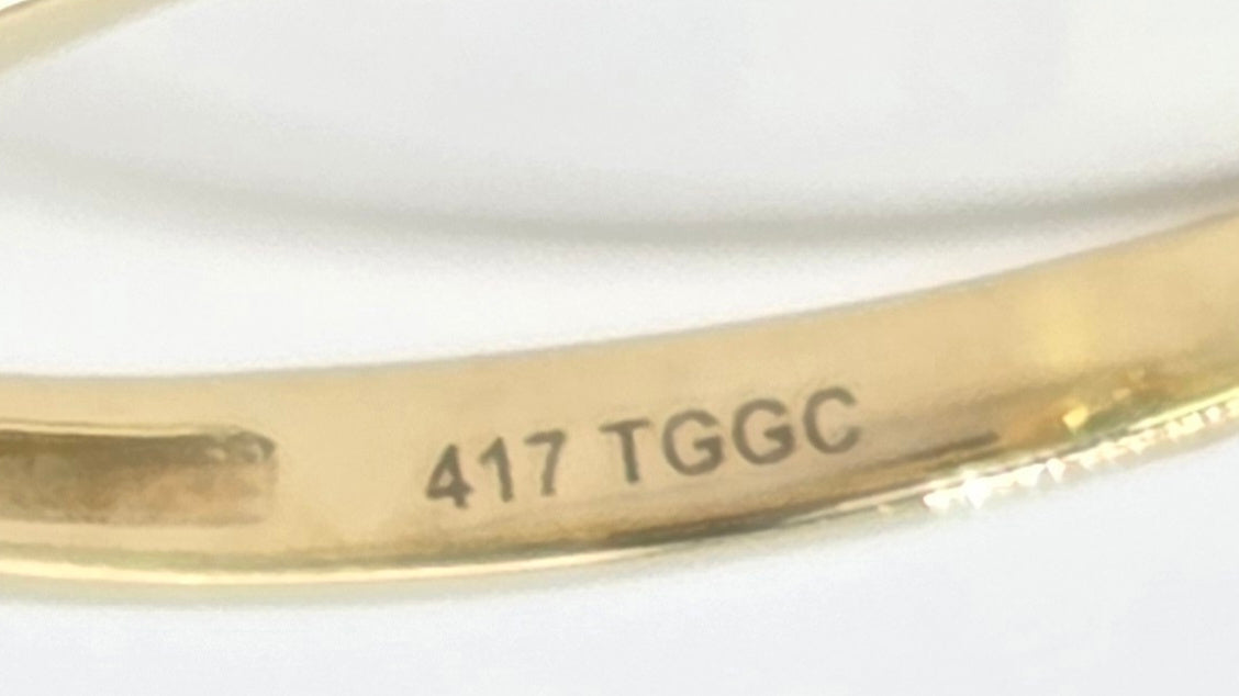 Vintage: 9ct Yellow Gold Opal & Diamond Split Shank Ring