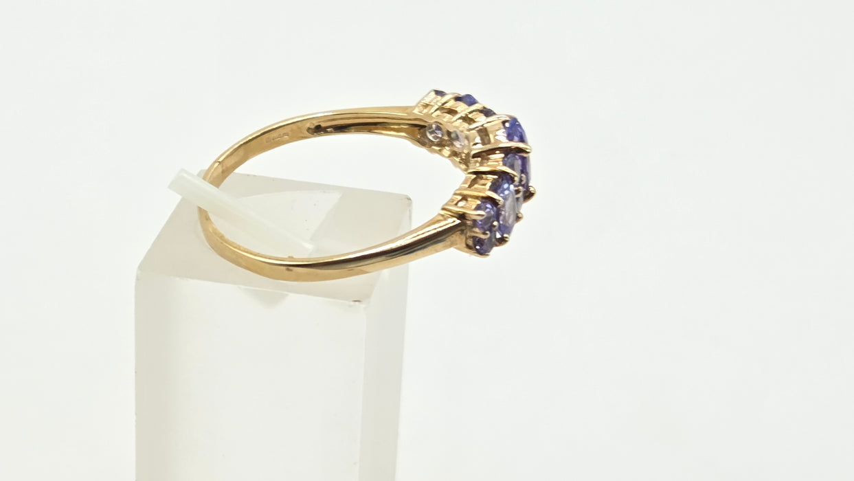 Vintage: 9ct Yellow Gold Tanzanite Dress Ring
