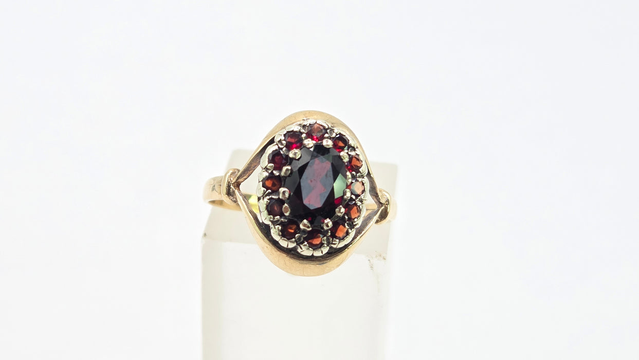 Vintage: 9ct Gold Tiered Garnet Cluster Ring — From 1966