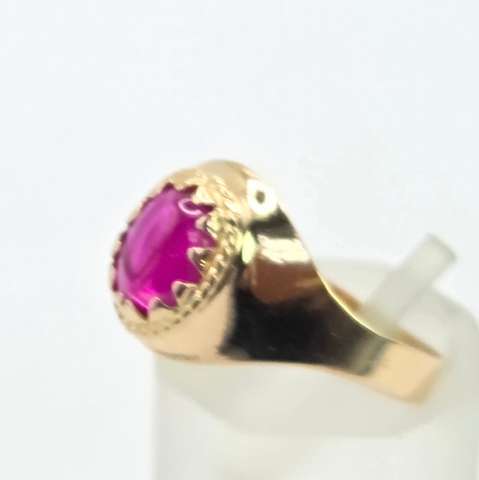 Vintage: 18ct Yellow Gold Pink Sapphire Cabochon Signet Ring
