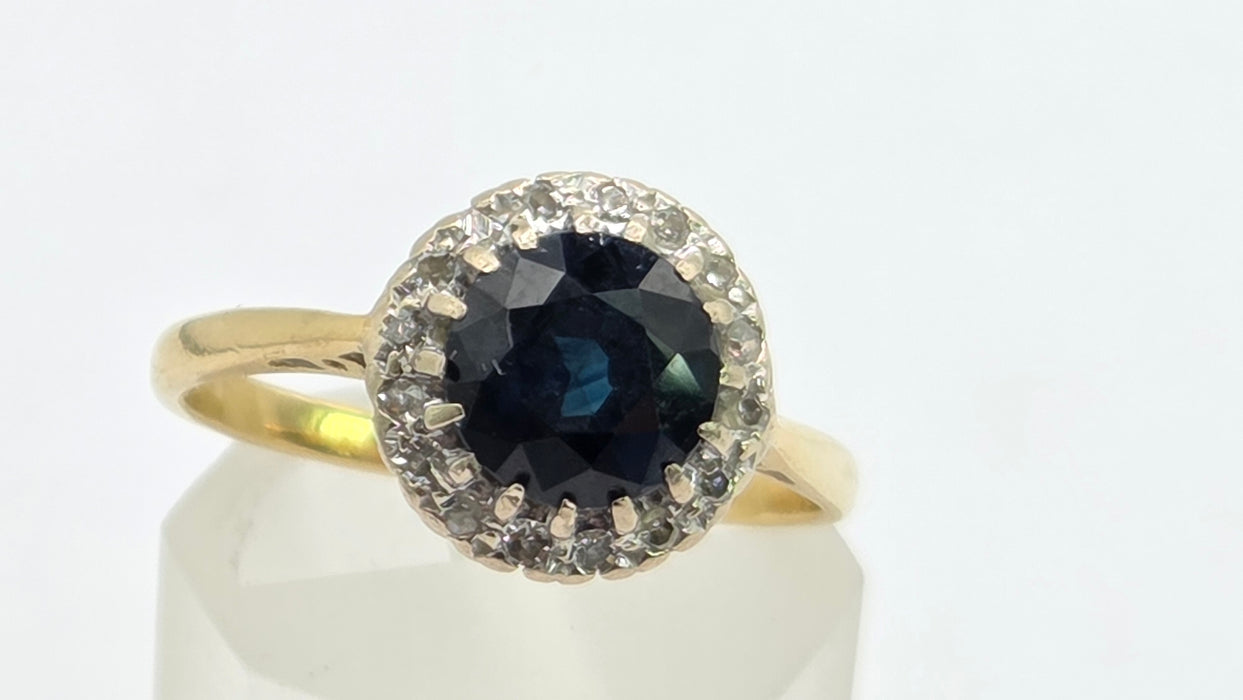 Vintage: 18ct Gold Sapphire & Diamond Art Deco Style Cluster Ring