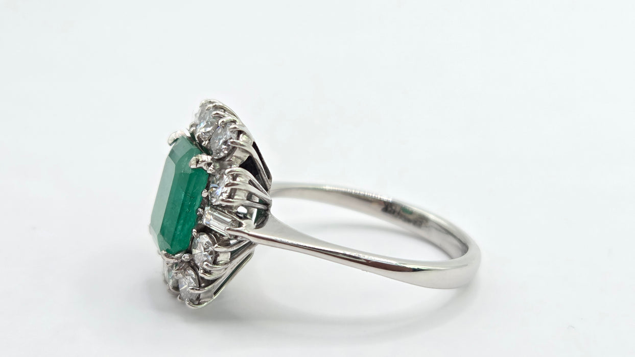 Vintage: 18ct White Gold Emerald & Diamond Dress Ring - Sensational