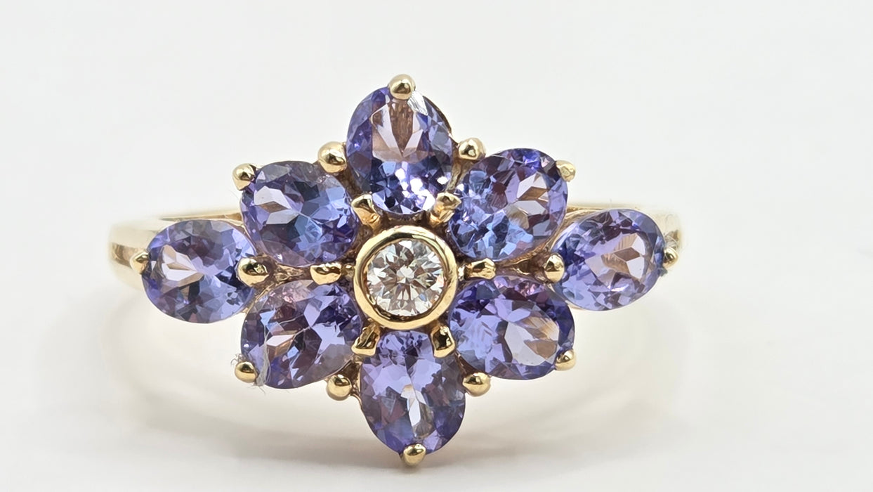 Vintage: 9ct Gold Tanzanite & Diamond Flower Cluster Ring