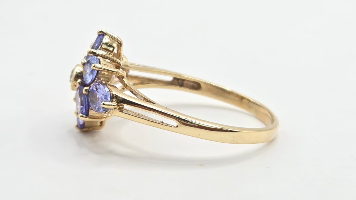 Vintage: 9ct Gold Tanzanite & Diamond Flower Cluster Ring
