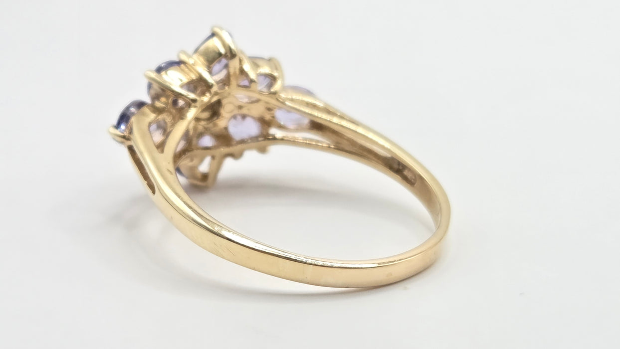 Vintage: 9ct Gold Tanzanite & Diamond Flower Cluster Ring