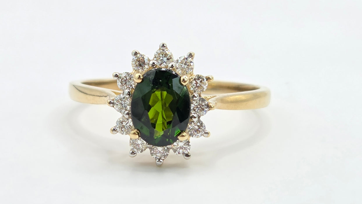Vintage: 9ct Gold Tsavorite Garnet & Diamond Cluster Ring
