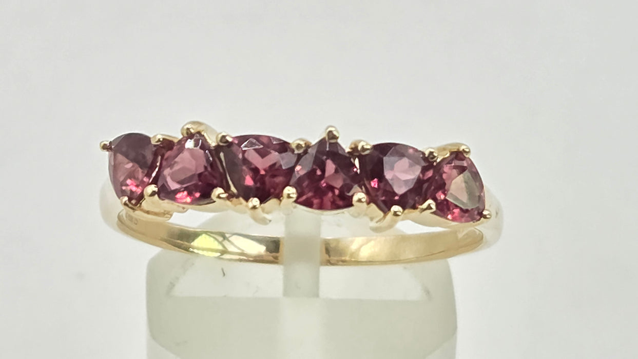 Vintage: 9ct Gold Almandine Garnet Half Eternity Stacker Ring