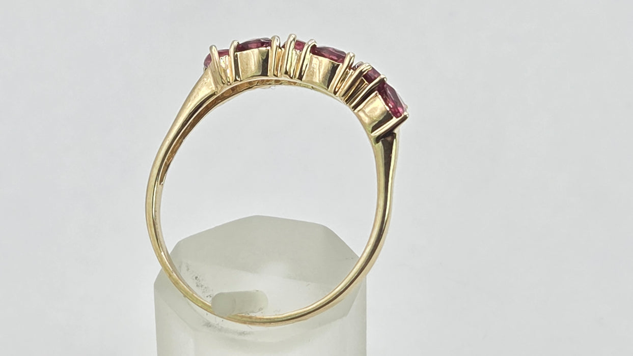 Vintage: 9ct Gold Almandine Garnet Half Eternity Stacker Ring