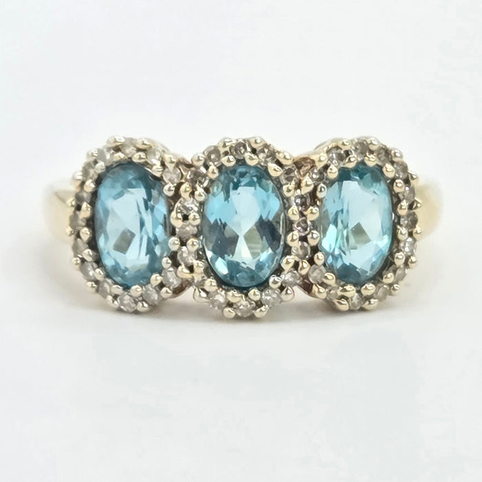 Vintage: 9ct Gold Aquamarine & Diamond Triple Cluster Ring