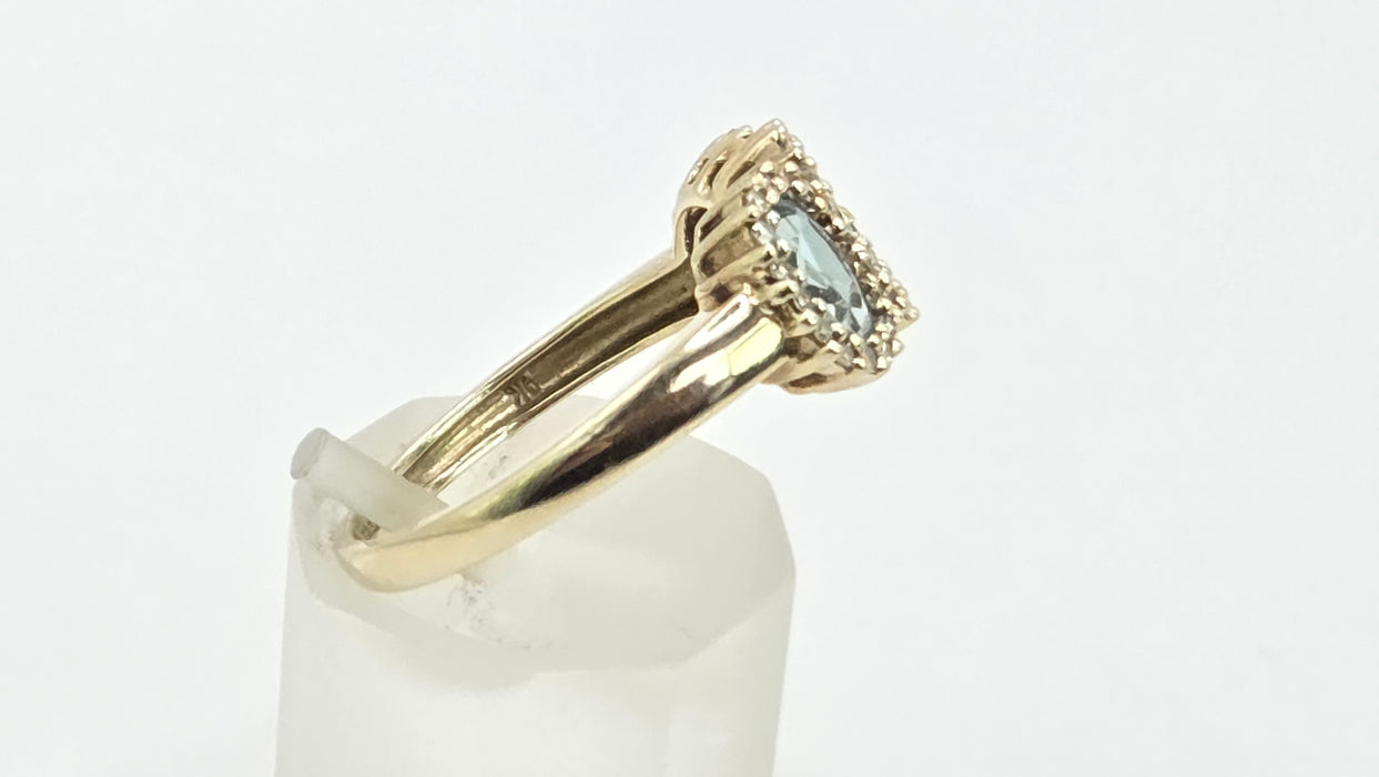 Vintage: 9ct Gold Aquamarine & Diamond Triple Cluster Ring