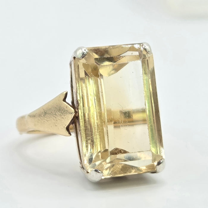 Vintage: 9ct Gold Emerald-Cut Citrine Solitaire Ring