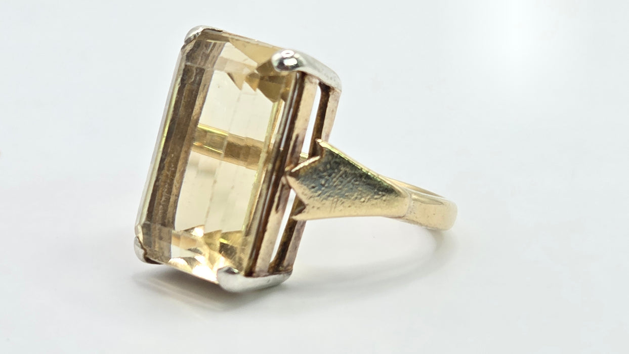 Vintage: 9ct Gold Emerald-Cut Citrine Solitaire Ring