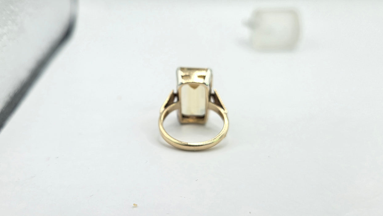 Vintage: 9ct Gold Emerald-Cut Citrine Solitaire Ring