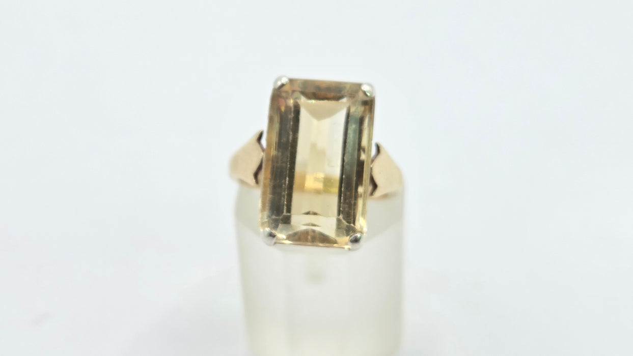 Vintage: 9ct Gold Emerald-Cut Citrine Solitaire Ring