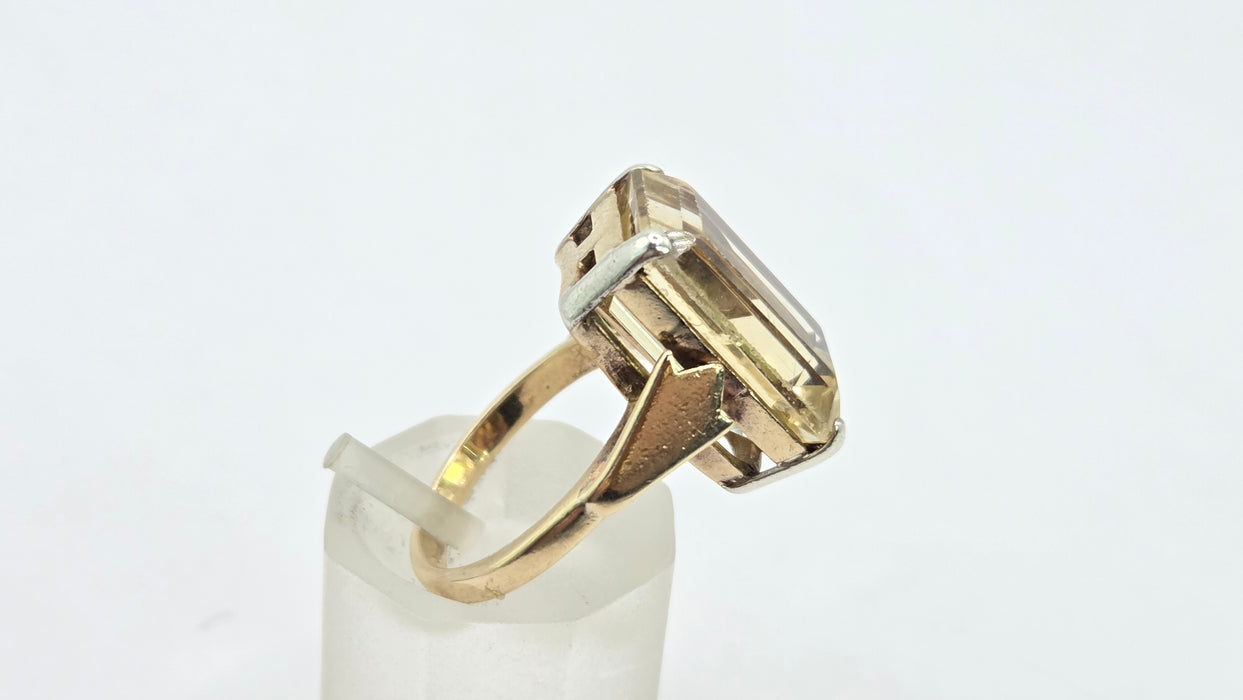 Vintage: 9ct Gold Emerald-Cut Citrine Solitaire Ring