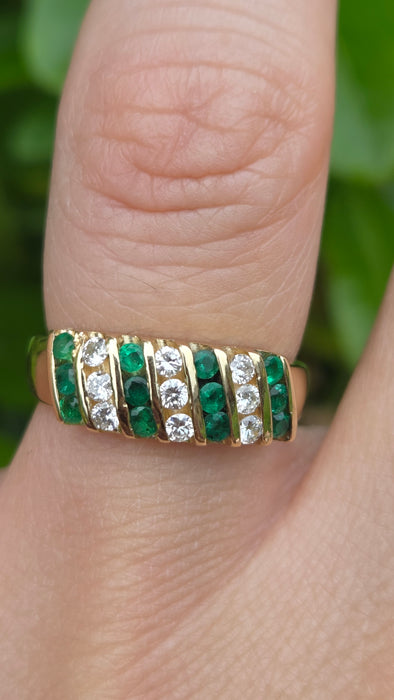 Vintage: 18ct Gold Emerald & Diamond Seven Row Half Hoop Ring