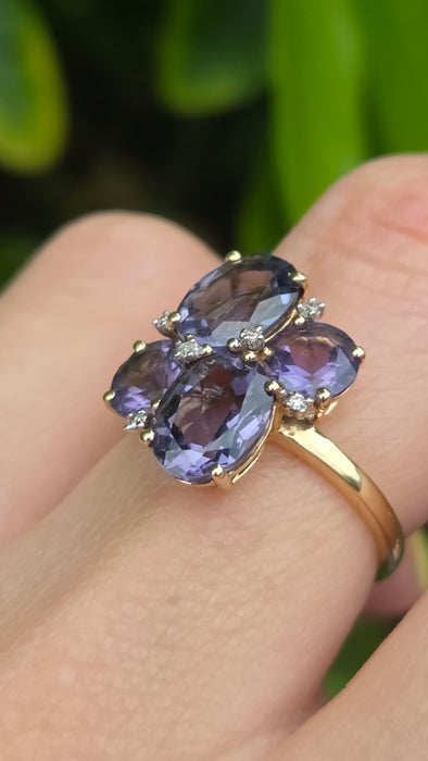Vintage: 9ct Yellow Gold Amethyst & Diamond Dress Ring