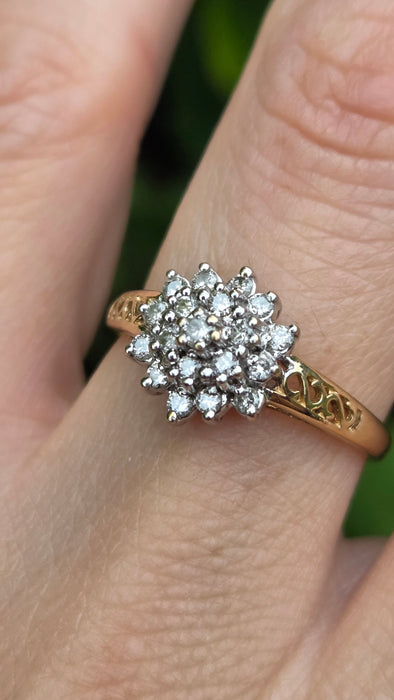 Vintage: 9ct Yellow Gold Diamond Cluster Ring — 0.33ct
