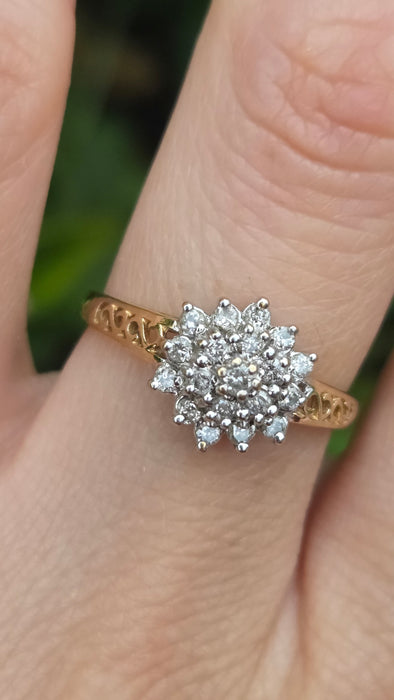 Vintage: 9ct Yellow Gold Diamond Cluster Ring — 0.33ct
