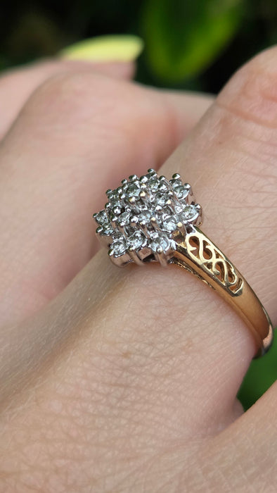 Vintage: 9ct Yellow Gold Diamond Cluster Ring — 0.33ct