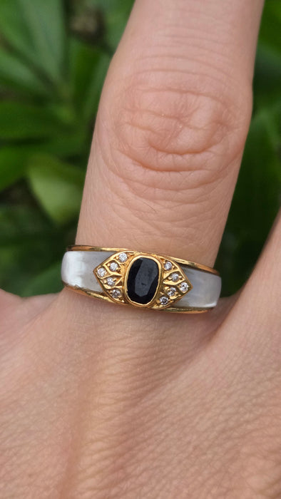Vintage: 18ct Yellow Gold Sapphire, Diamond & Mother of Pearl Art Deco Style Ring