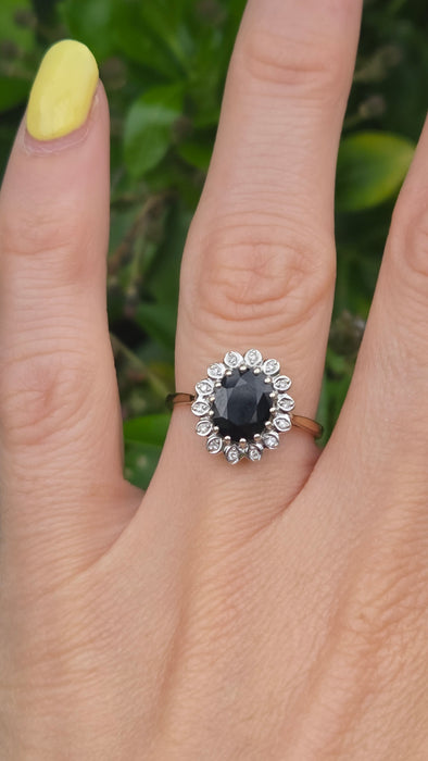 Vintage: 9ct Yellow Gold Sapphire & Diamond Diana-Style Oval Cluster Ring