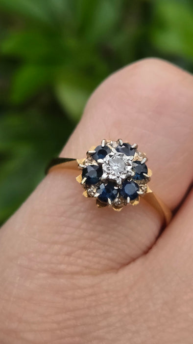 Vintage: 18ct Gold French Blue Sapphire & Diamond Flowerhead Ring — From 1967