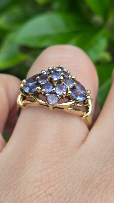 Vintage: 9ct Yellow Gold Tanzanite Dress Ring