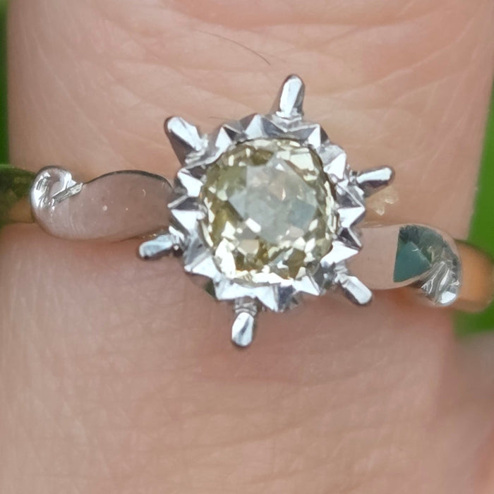 Vintage: 18ct Gold Natural Yellow Diamond Solitaire Ring