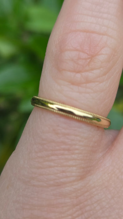 Vintage: 18ct Yellow Gold Milgrain-Edge Wedding Band — From 1992