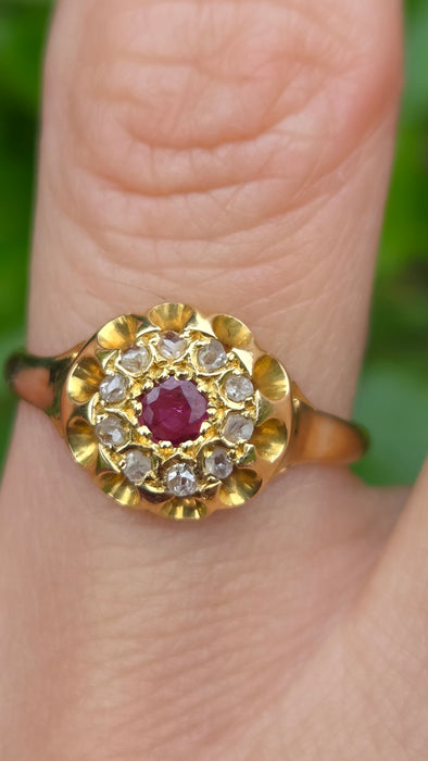 Vintage: 18ct Yellow Gold Pink Topaz & Diamond Floral Cluster Ring
