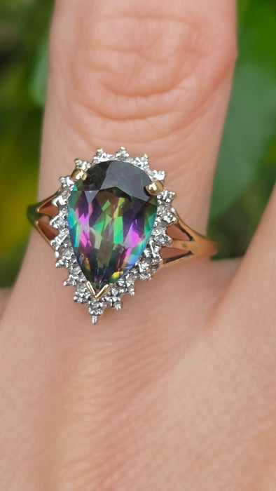 Vintage: 9ct Yellow Gold Mystic Topaz & Diamond Pear Cluster Ring