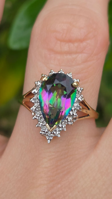 Vintage: 9ct Yellow Gold Mystic Topaz & Diamond Pear Cluster Ring