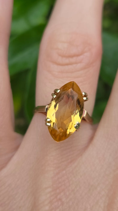 Vintage: 9ct Yellow Gold Yellow Topaz Solitaire Ring — From 1969