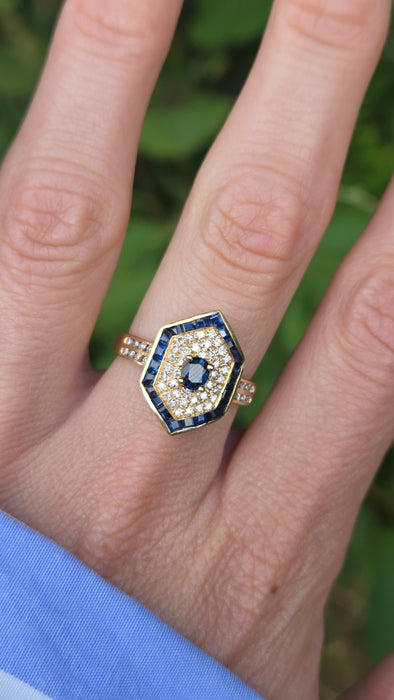 Vintage: 18ct Gold Sapphire & Diamond Art Deco Style Hexagonal Dress Ring