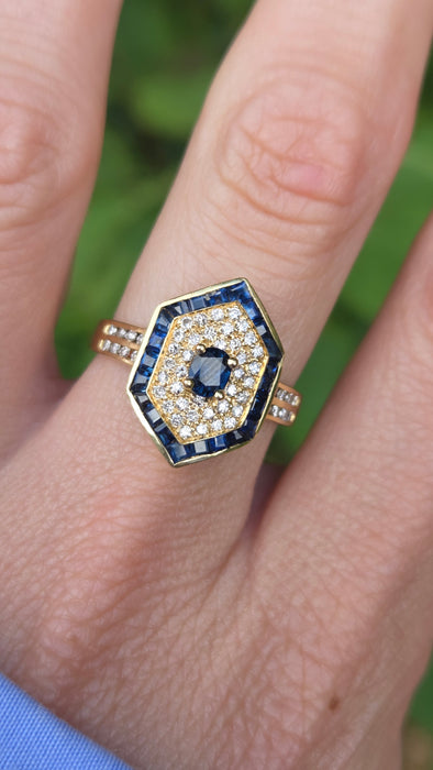 Vintage: 18ct Gold Sapphire & Diamond Art Deco Style Hexagonal Dress Ring