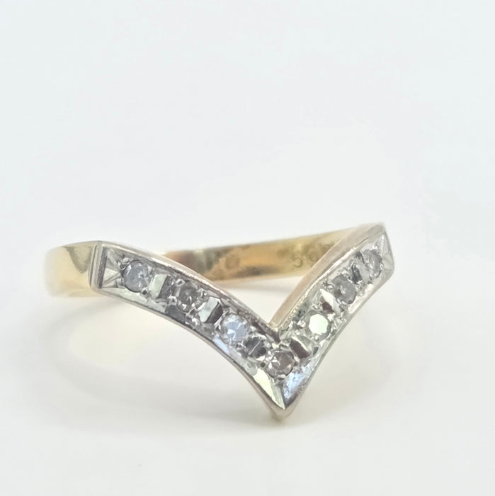 Vintage: 18ct Yellow Gold Seven Diamond Wishbone Ring — From 1978