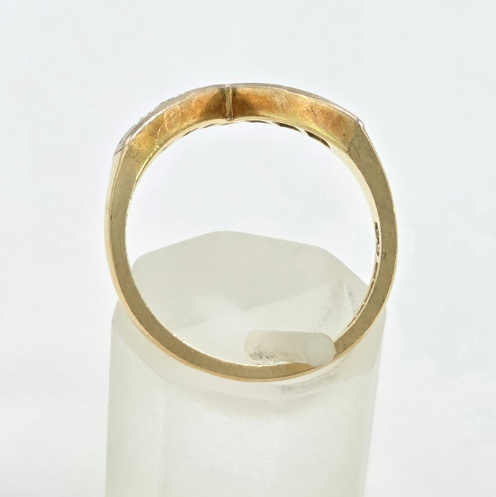 Vintage: 18ct Yellow Gold Seven Diamond Wishbone Ring — From 1978