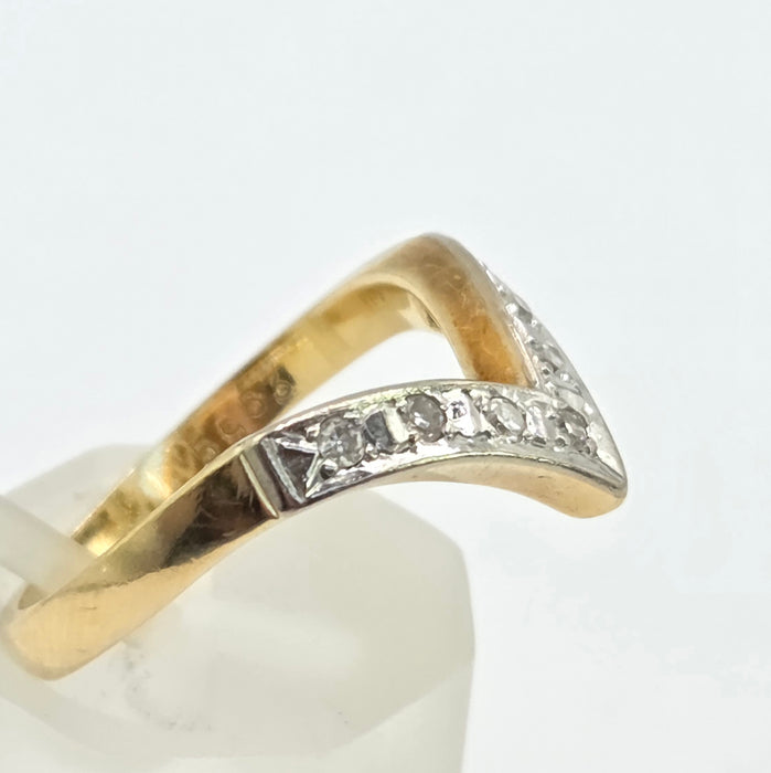 Vintage: 18ct Yellow Gold Seven Diamond Wishbone Ring — From 1978