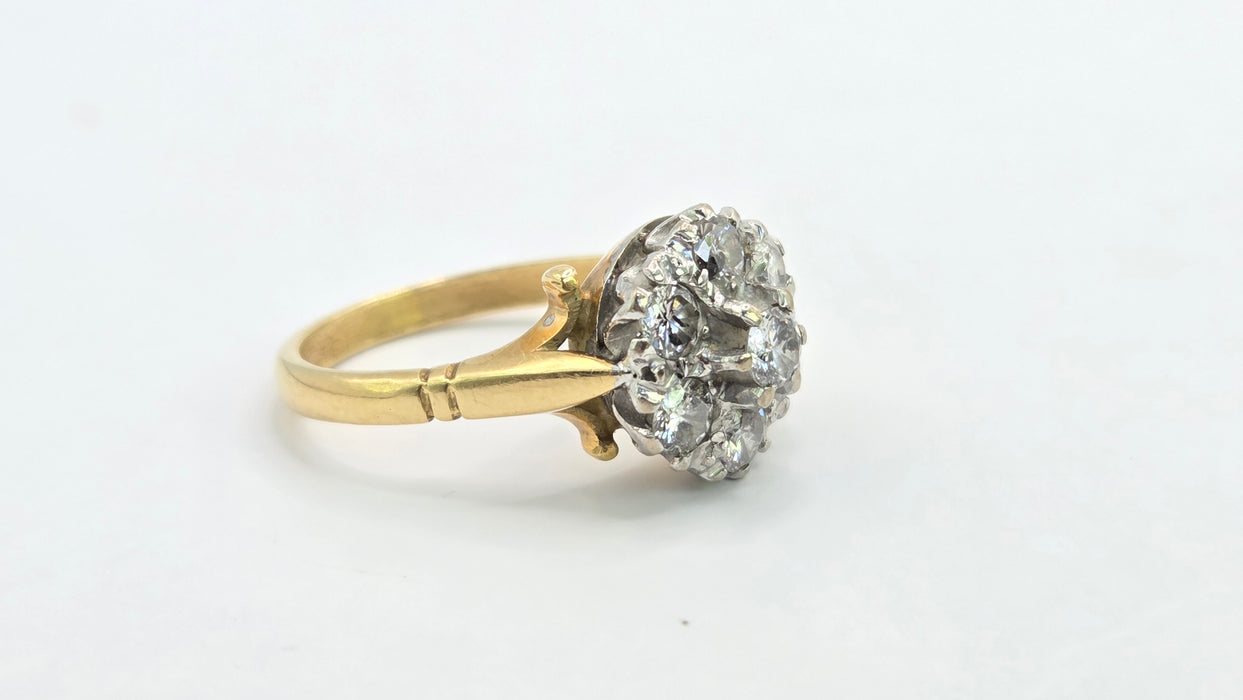 Vintage: 18ct Gold Diamond Daisy Cluster Ring — 1.00ct
