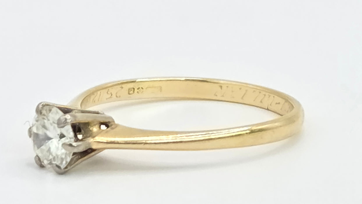 Vintage: 18ct Gold Diamond Solitaire Ring — 0.40ct
