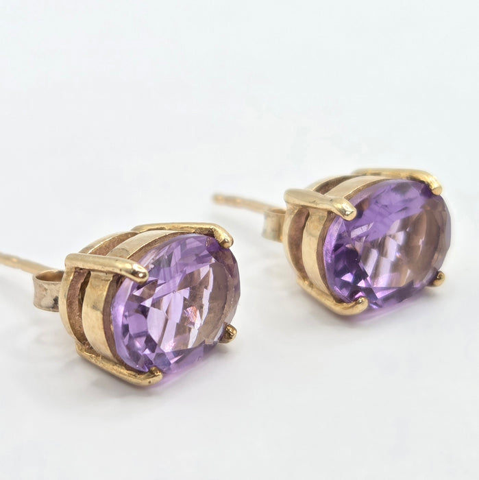 Vintage: 9ct Gold Oval Amethyst Stud Earrings