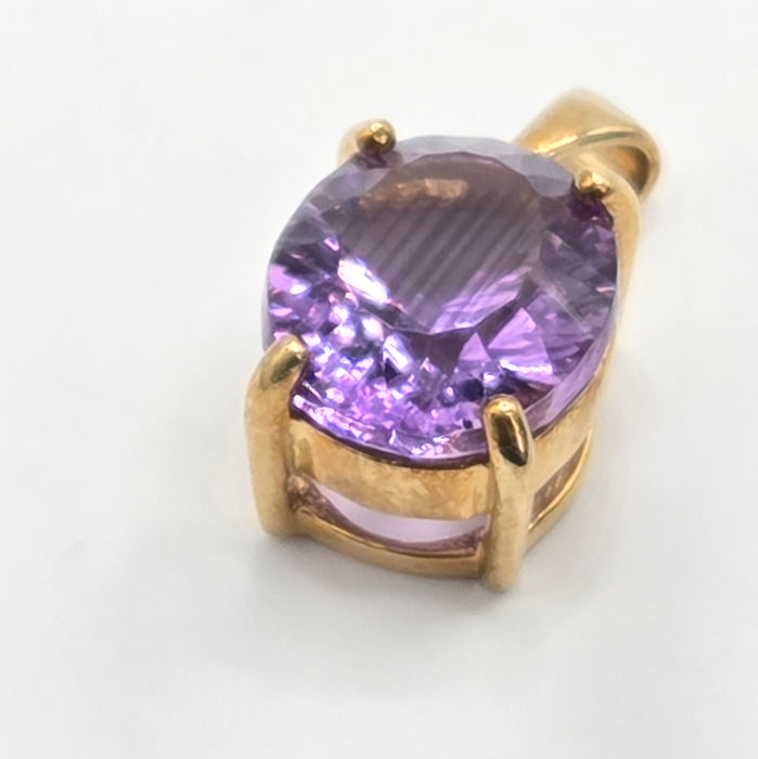 Vintage: 9ct Gold Oval Amethyst Pendant