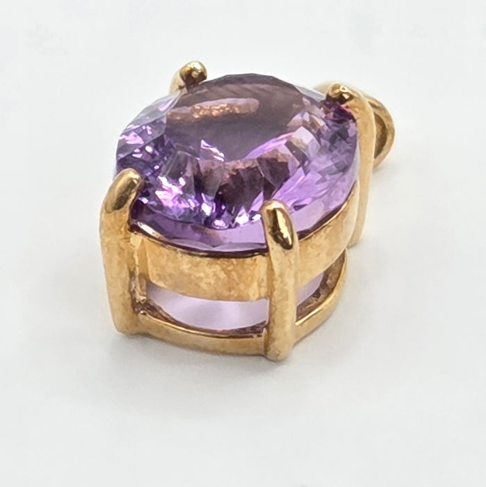 Vintage: 9ct Gold Oval Amethyst Pendant