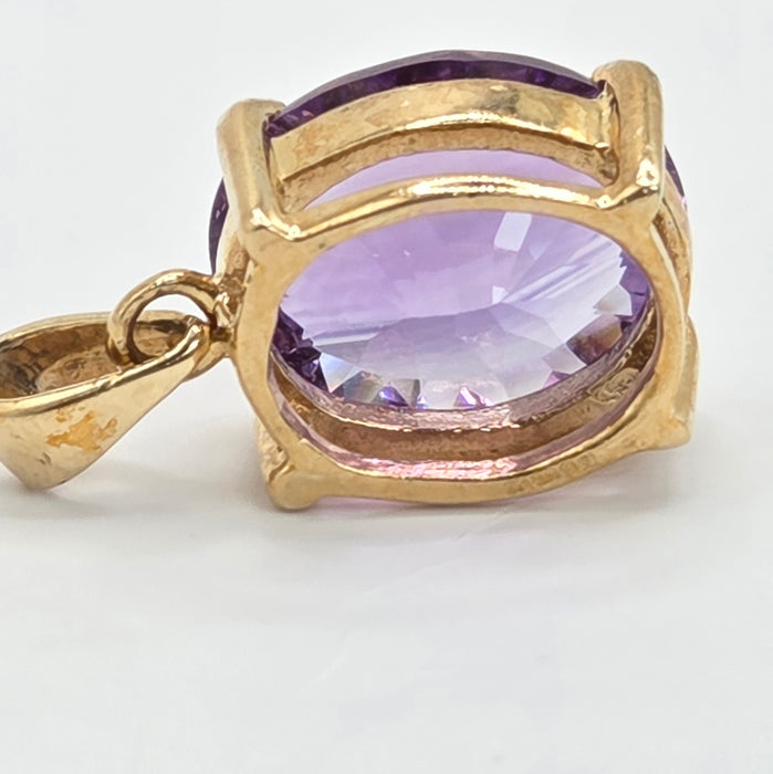 Vintage: 9ct Gold Oval Amethyst Pendant