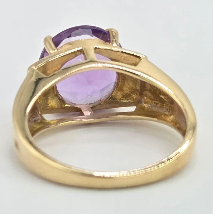 Vintage: 9ct Gold Amethyst Signet Ring