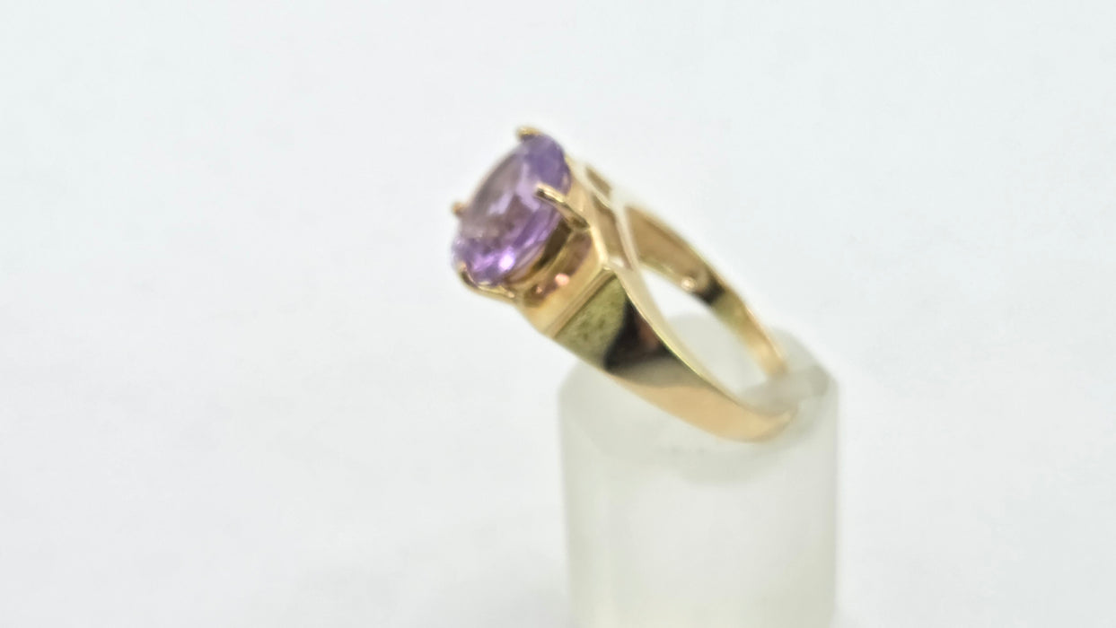 Vintage: 9ct Gold Amethyst Signet Ring