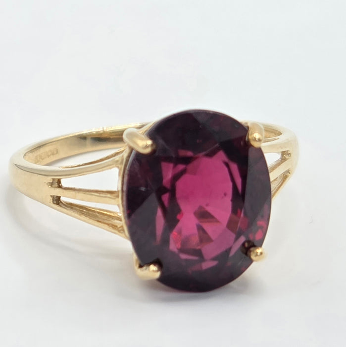 Vintage: 9ct Yellow Gold Almandine Garnet Cluster Dress Ring