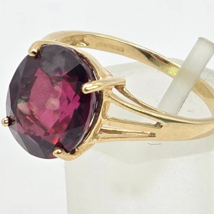Vintage: 9ct Yellow Gold Almandine Garnet Cluster Dress Ring
