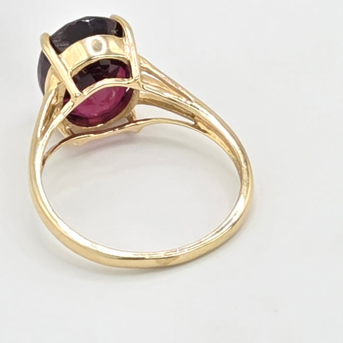 Vintage: 9ct Yellow Gold Almandine Garnet Cluster Dress Ring